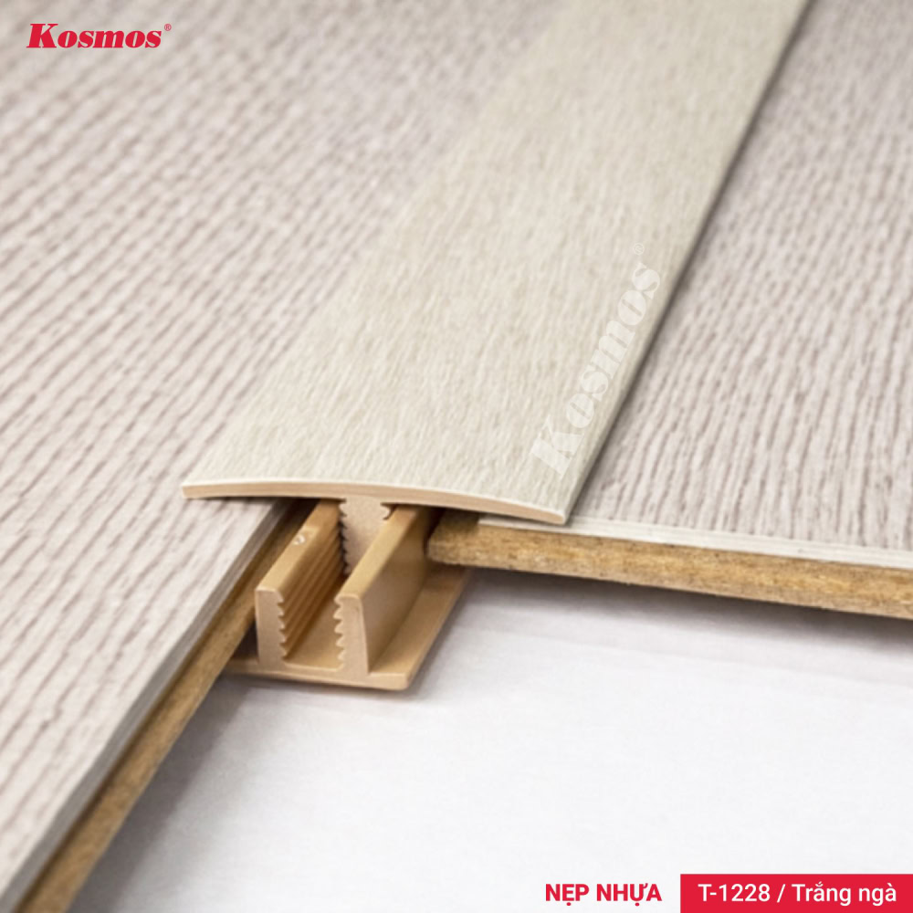 Hình ứng dụng lắp đặt nẹp nhựa sàn gỗ T-1228
