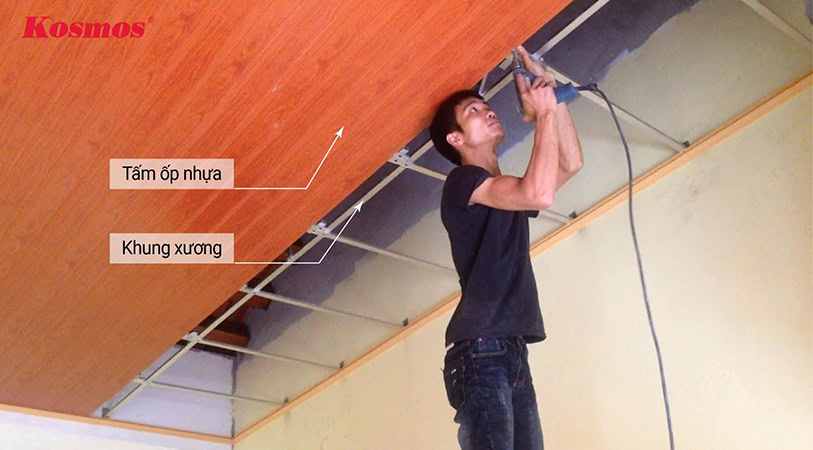 La phông nhựa bao gồm hệ khung xương và các tấm nhựa