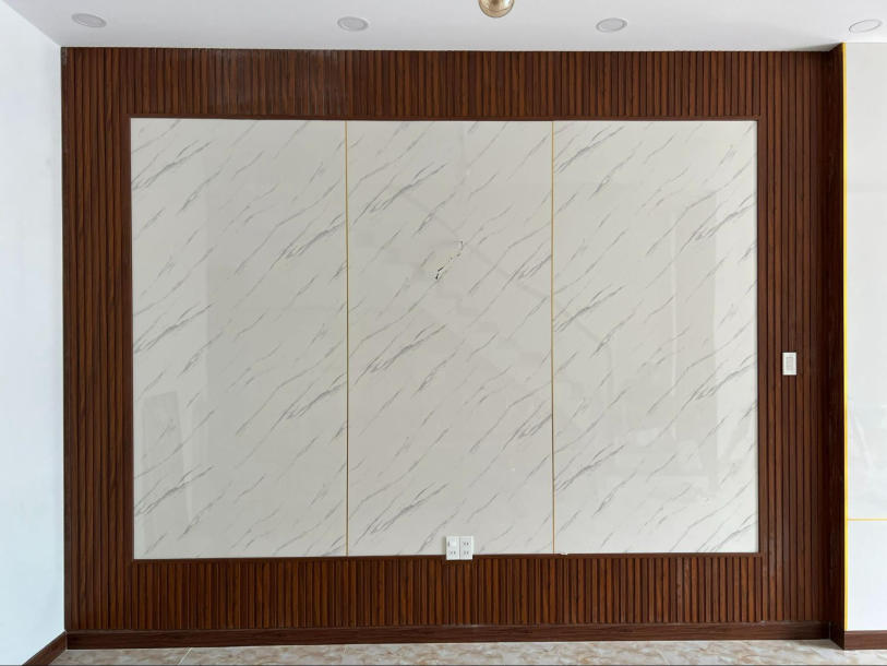 Tấm nhựa ốp tường Marble trắng vân chớp PVC2007