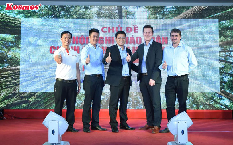 Kosmos Việt Nam cam kết bảo hành chất lượng cho sàn theo chính sách