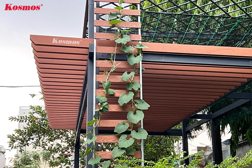 Lam che nắng bằng gỗ nhựa