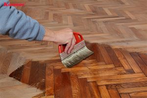Làm mới sàn gỗ định kỳ giúp không gian sống luôn tươi mới