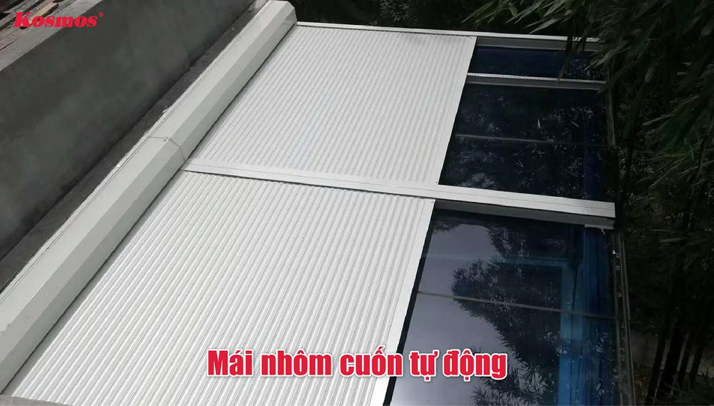 Mái nhôm tự động bảo vệ người dùng và không gian nội thất khỏi tia UV độc hại