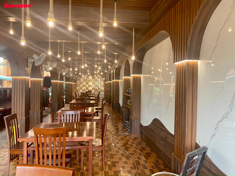 Công trình ốp tường cột trang trí từ tấm ốp nhựa Kosmos