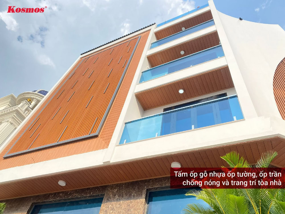 Tấm ốp gỗ nhựa 1 lớp ốp tường, ốp trần chống nóng và trang trí tòa nhà Tấm ốp gỗ nhựa 1 lớp ốp tường, ốp trần chống nóng và trang trí tòa nhà