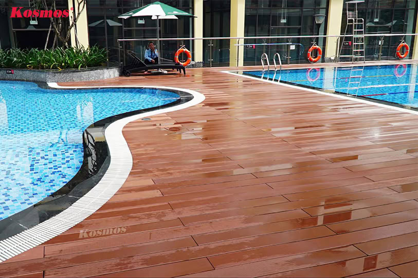Gỗ nhựa lót sàn hồ bơi