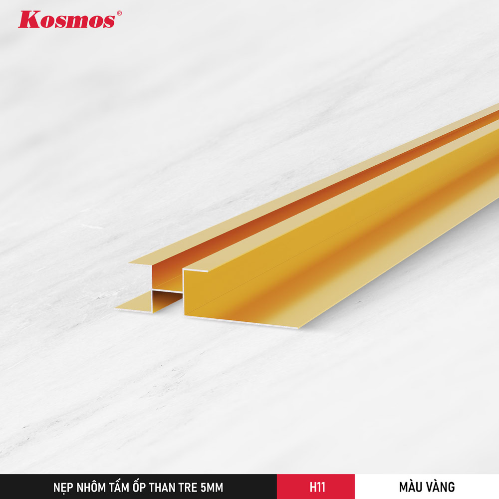 H11-V es una tira de conexión en forma de H que crea una ranura decorativa amarilla en la superficie del panel de carbón de bambú de 5 mm.
