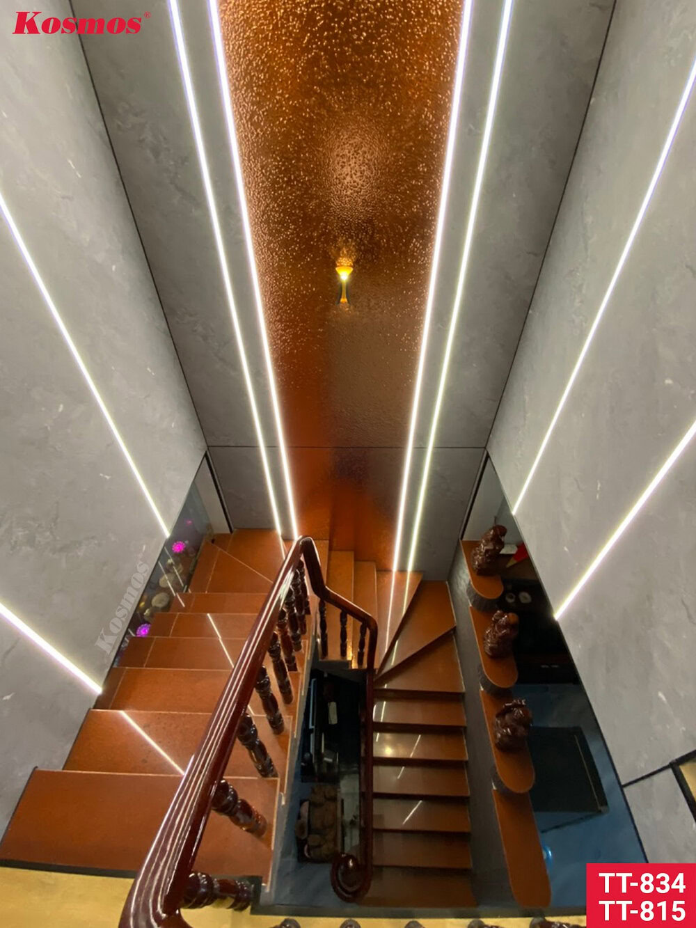 Ốp vách cầu thang bằng tấm than tre được thi công bởi Ngọc Hồ 01