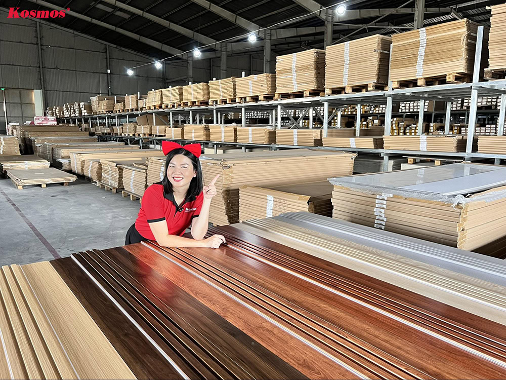 Depo kote yo estoke gwo kantite panno miray Kosmos Nano yo pa gen okenn odè dezagreyab.