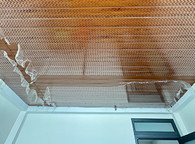 trong-luc-thi-cong-nen-giu-lop-nilon-phu-be-mat