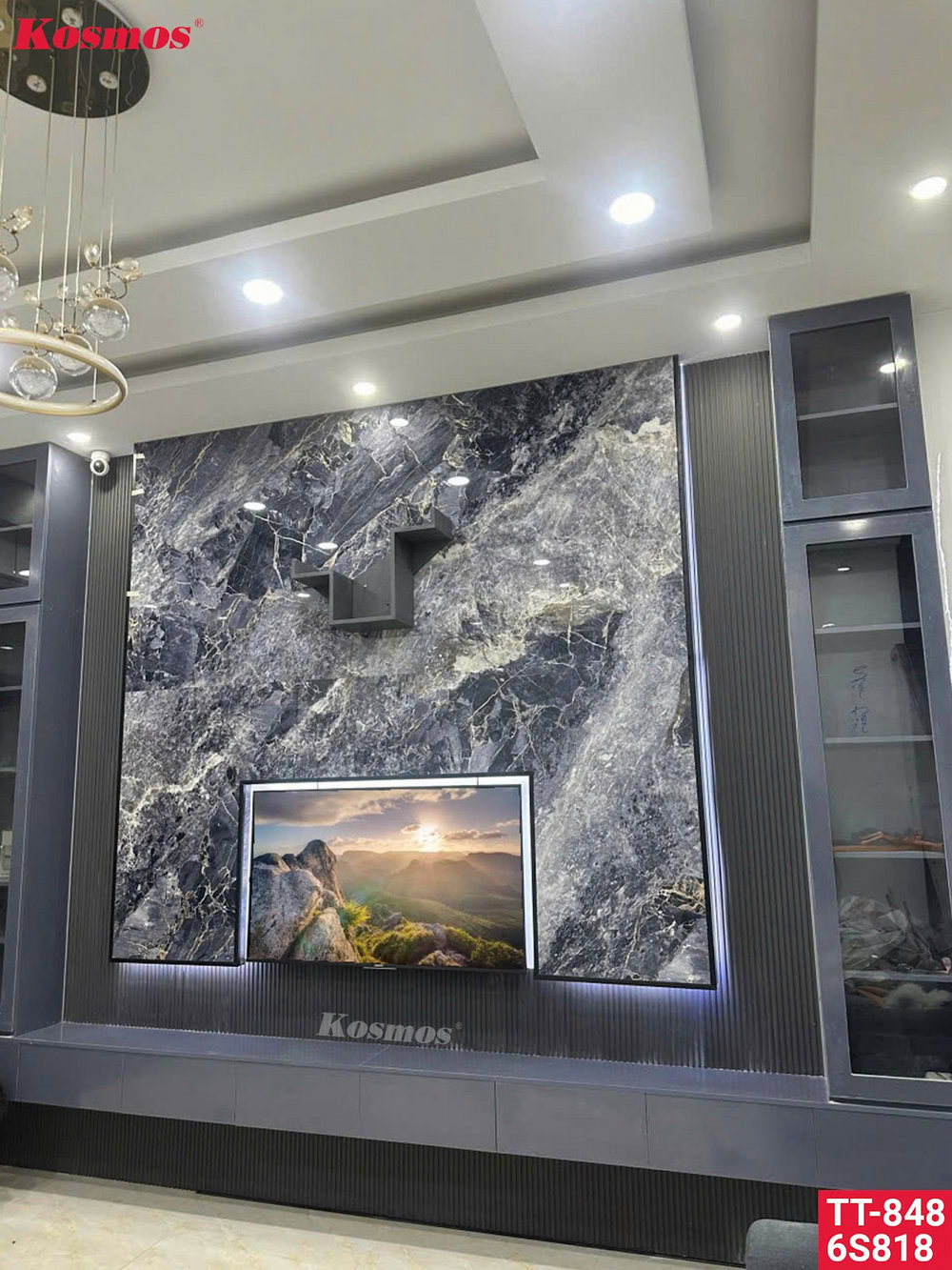 Phòng khách sử dụng tấm than tre giả đá cẩm thạch ốp vách tivi