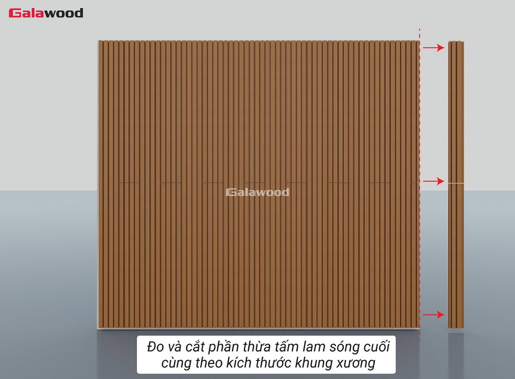 Đo và cắt phần thừa tấm lam sóng G-4S219X25 cuối cùng theo kích thước khung xương ngang