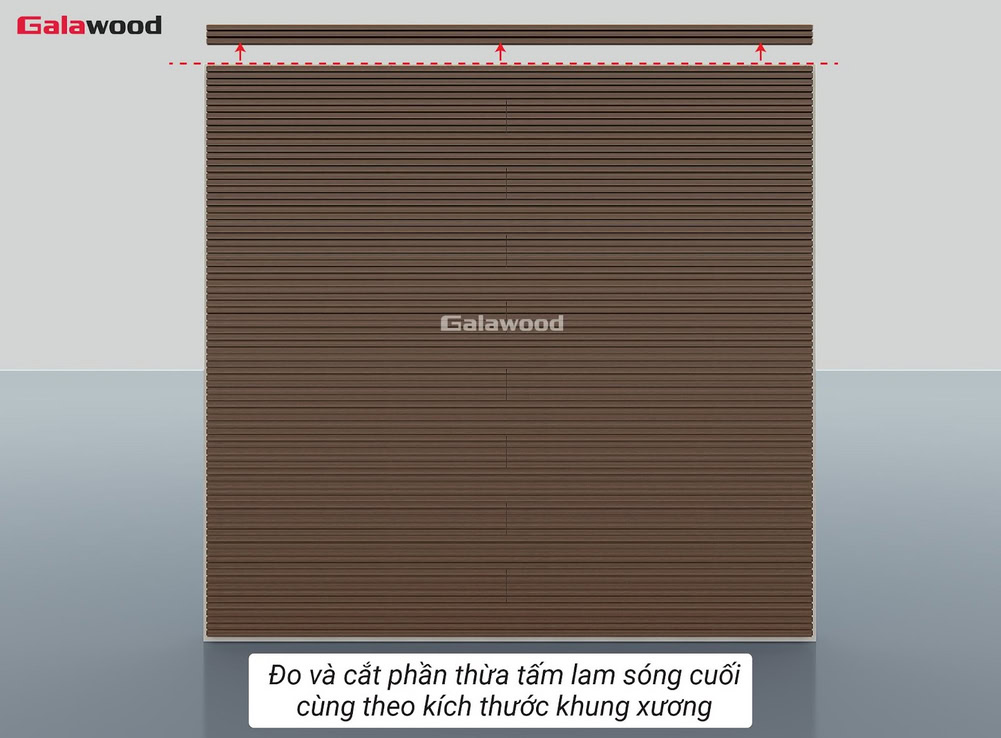 Đo và cắt phần thừa tấm lam sóng G-5S190X20 cuối cùng theo kích thước khung xương dọc
