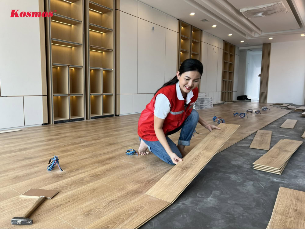 Sàn gỗ công nghiệp được lắp đặt bằng hèm khóa thông minh
