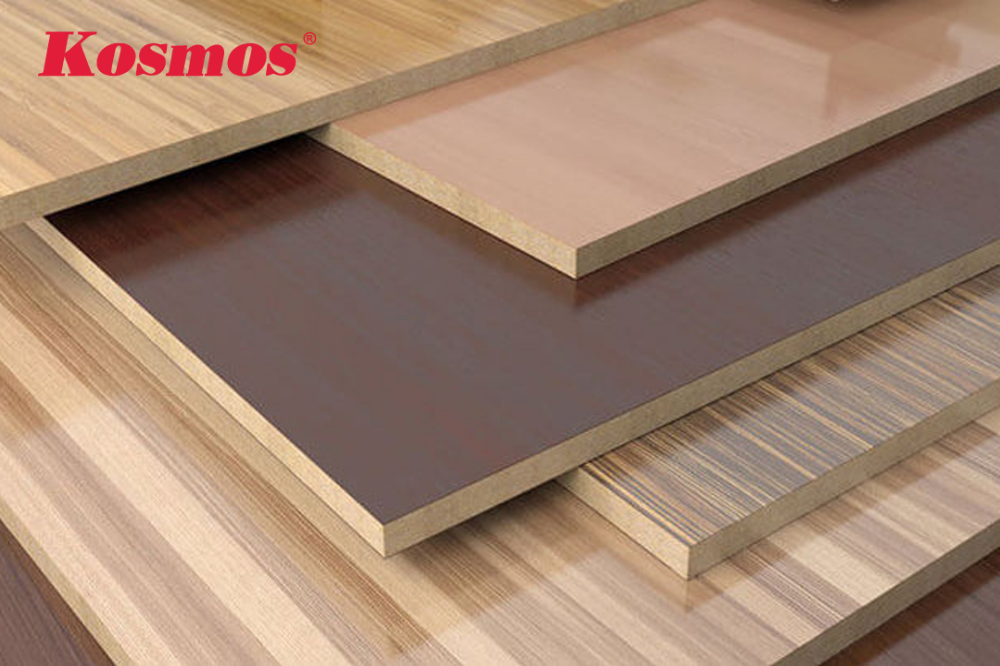 Panno bwa laminated yo trè bèl estetikman epi yo vini nan yon gran varyete modèl.
