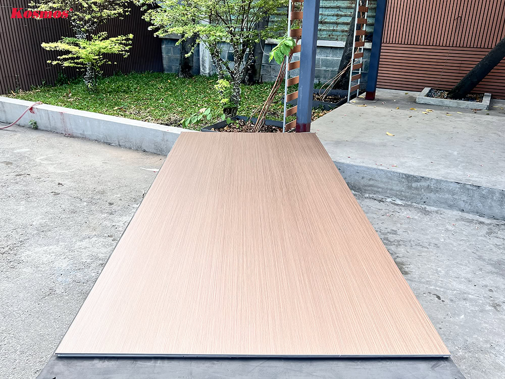 Tấm than tre vân gỗ tái hiện 80 - 90% bề mặt gỗ tự nhiên