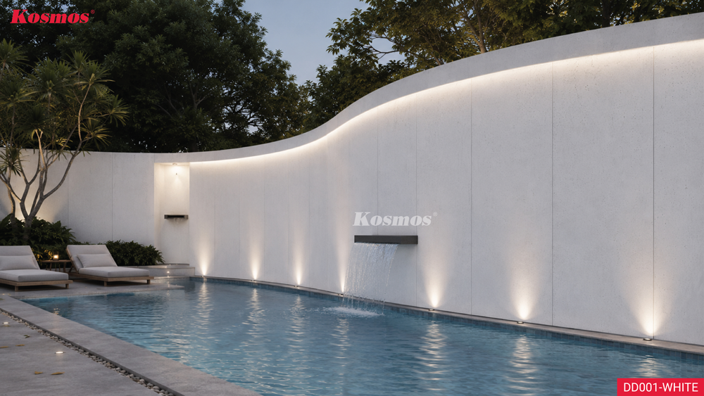 Ứng dụng tấm đá dẻo Travertine trắng ốp tường hồ bơi ngoại thất
