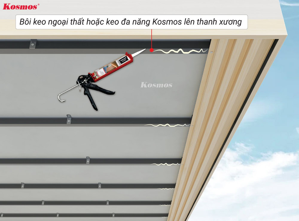 Bôi keo ngoại thất hoặc đa năng Kosmos lên thanh xương để lắp tấm thứ hai