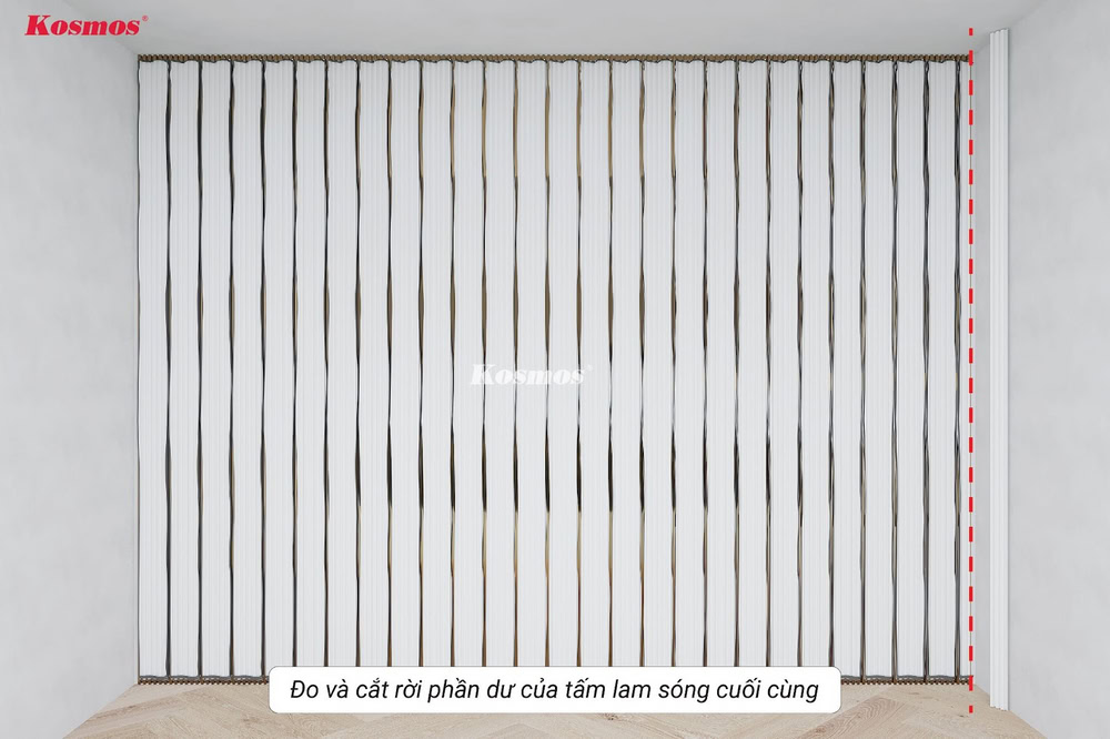 Đo và cắt tấm inox cuối khớp với vị trí cuối cùng