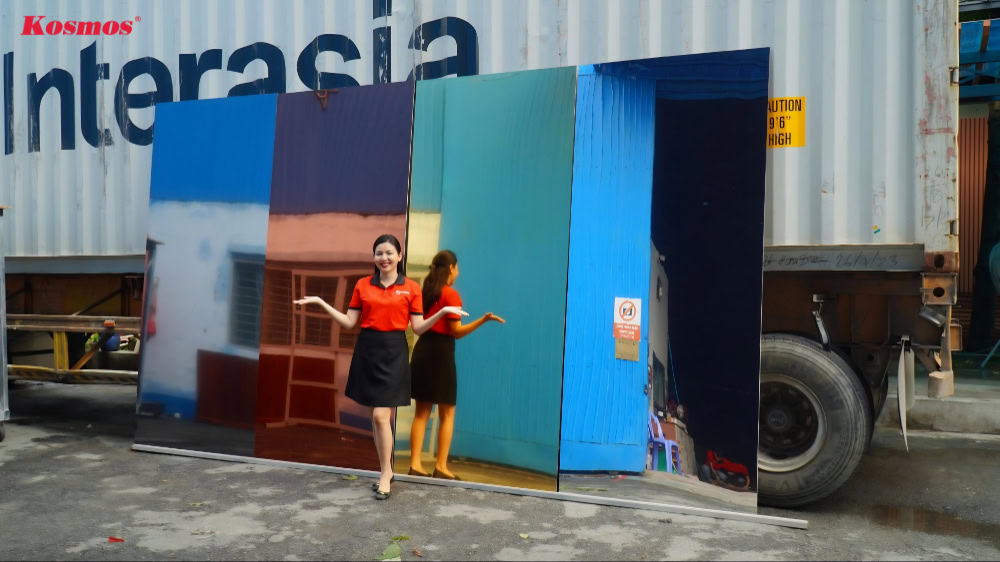 Dòng tấm ốp than tre tráng gương bền đẹp đến từ Kosmos