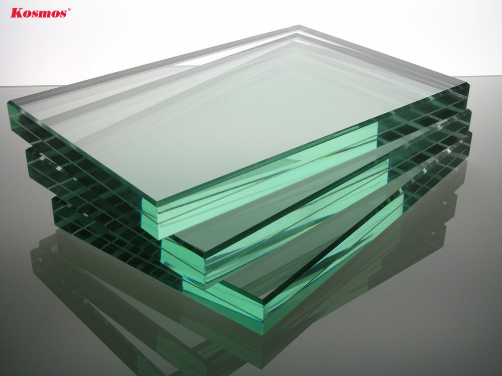 Giá thành kính an toàn phụ thuộc vào độ dày tấm, loại kính sử dụng, màu film PVB
