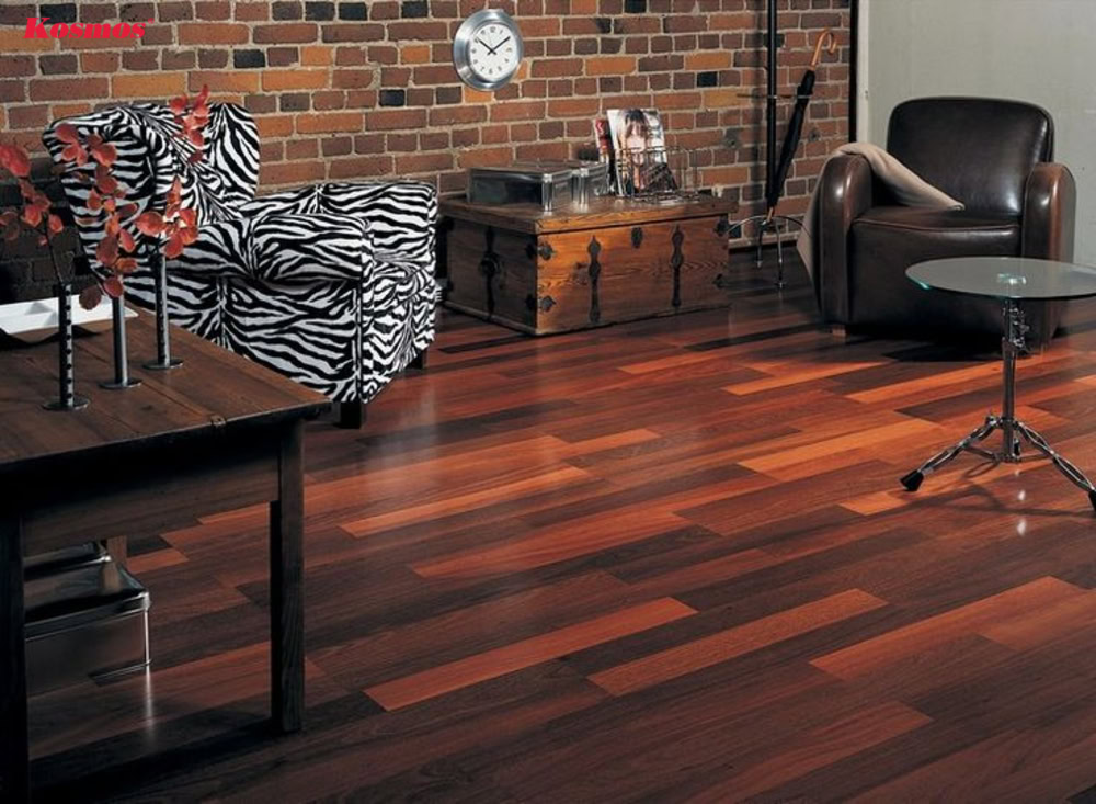 Sàn gỗ Cà Chít đen bóng đẹp tự nhiên