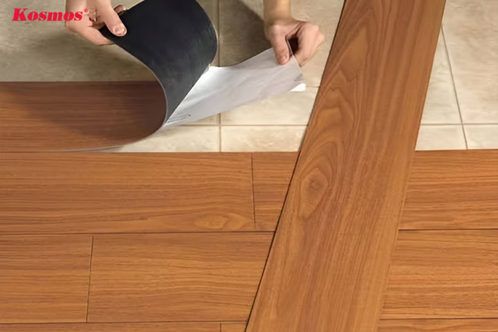 Sàn nhựa Vinyl lắp đặt bằng keo dán trực tiếp lên nền