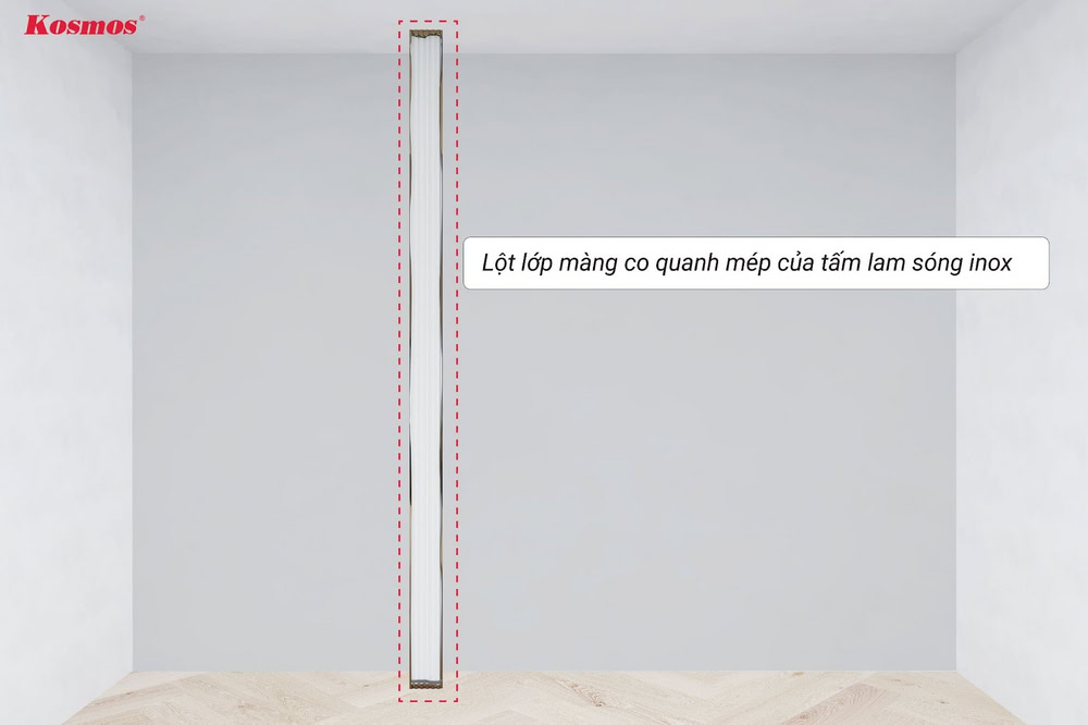 Xé lớp màng co quanh mép tấm ốp