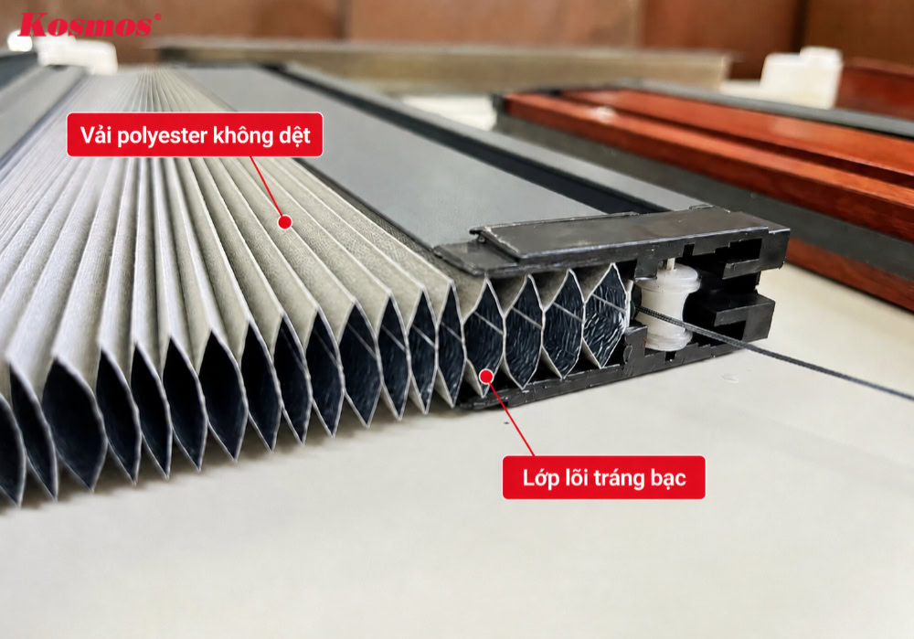 Bề mặt vách vải tổ ong có độ bền kéo cao, ít bị dão và mất form Bề mặt vách vải tổ ong có độ bền kéo cao, ít bị dão và mất form