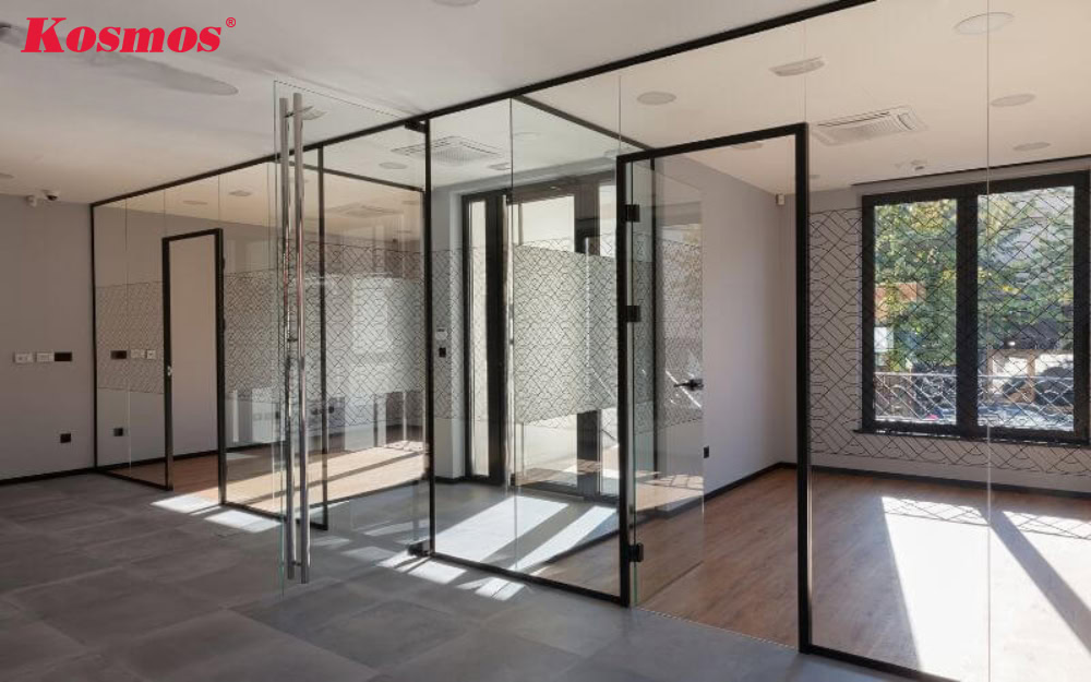 Thiết kế nhựa mica trong làm vách ngăn không gian nội thất