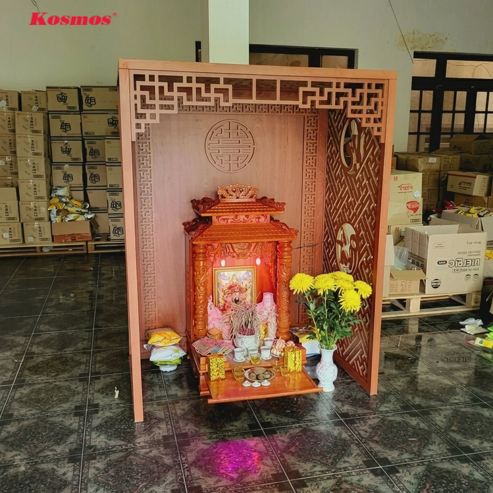Vách ngăn Ông Địa 3 mặt bằng gỗ công nghiệp đẹp