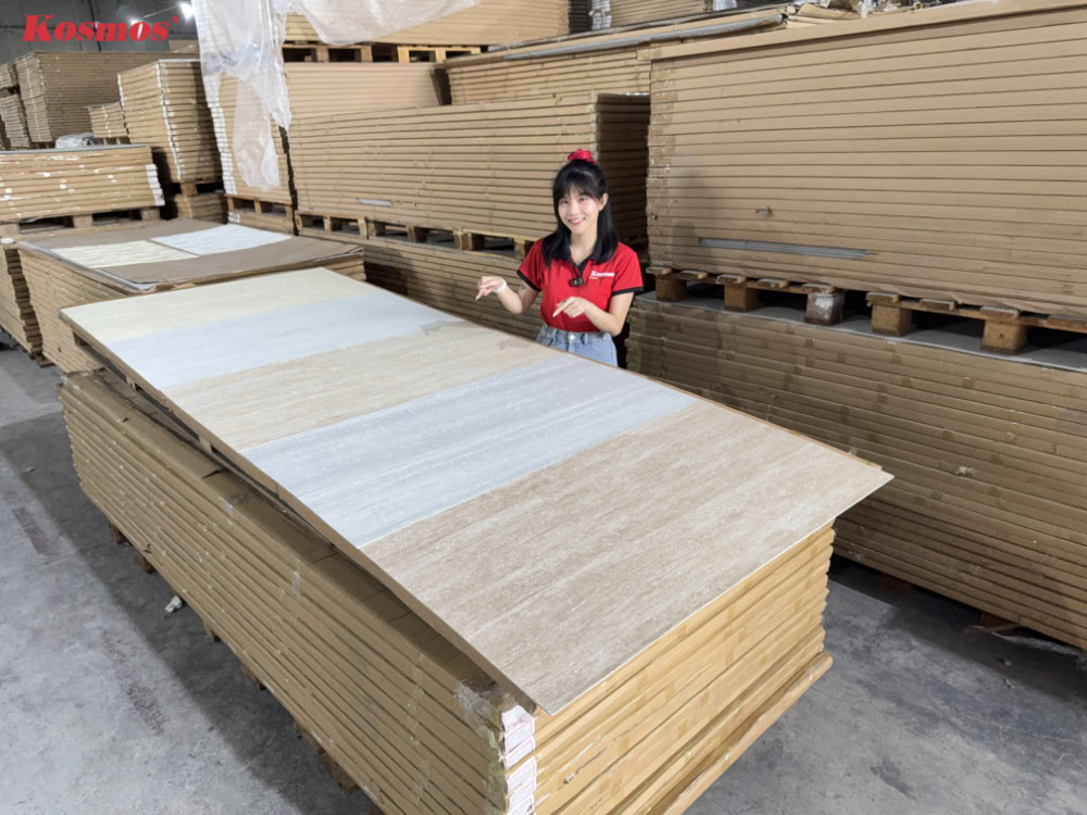 Sản phẩm tấm ốp đá dẻo Travertine có sẵn tại kho Kosmos