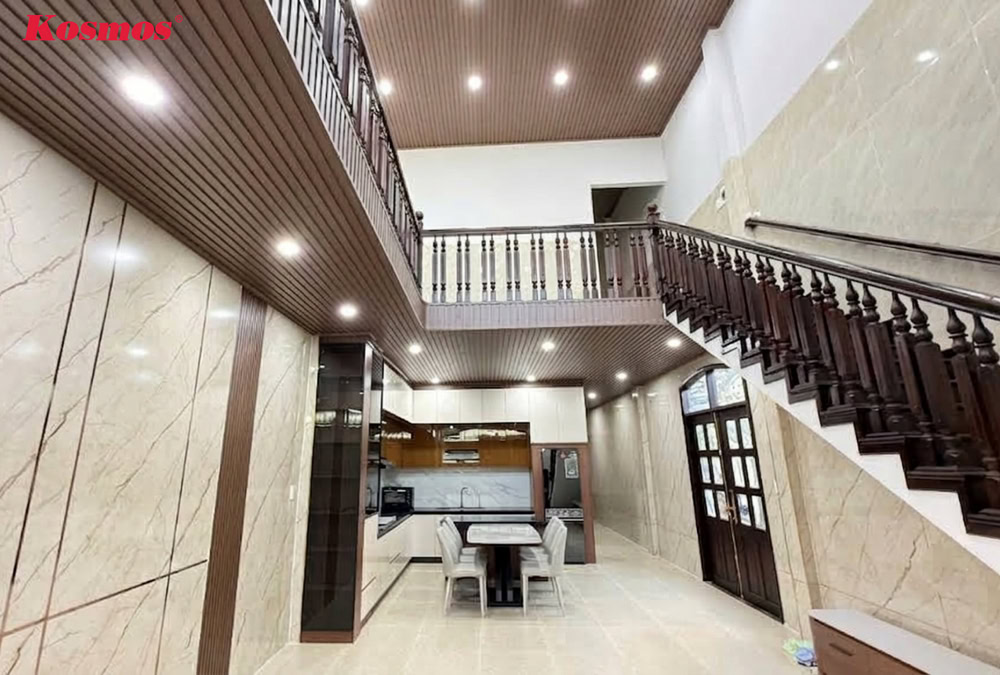 Hình công trình thi công tấm ốp than tre vân đá vàng kem cho nhà cấp 4 tại Phường Tân Thuận, HCM (T9.2026)