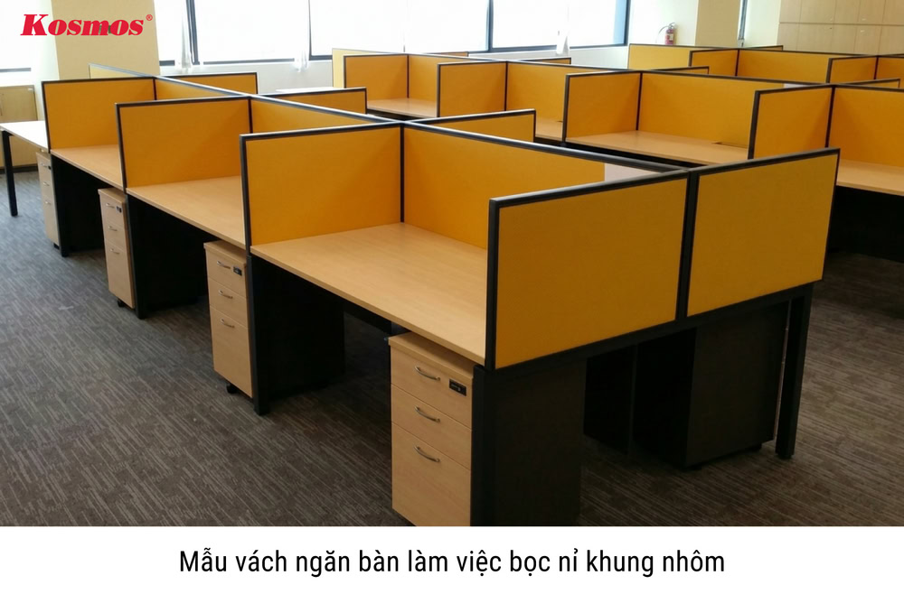 Mẫu vách ngăn bàn làm việc bọc nỉ khung nhôm