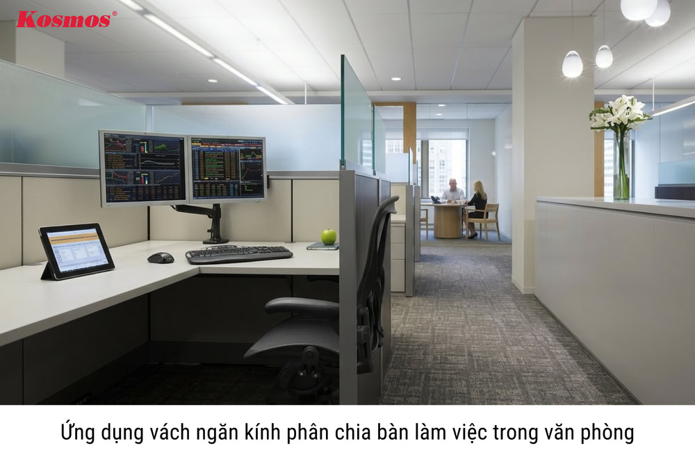 Ứng dụng vách ngăn kính phân chia bàn làm việc trong văn phòng