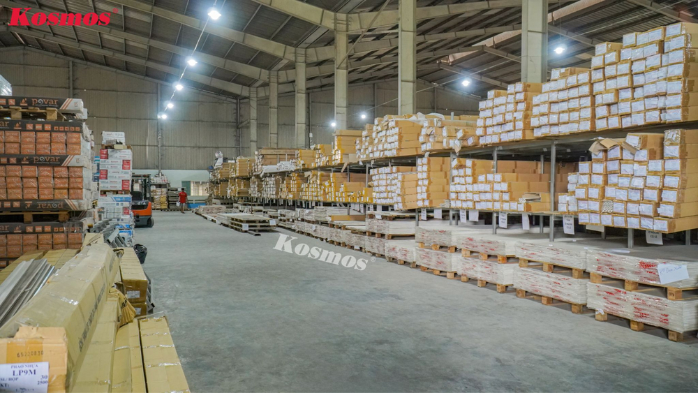 Kho hàng với sức chứa lớn, nguồn cung ổn định của Kosmos Việt Nam